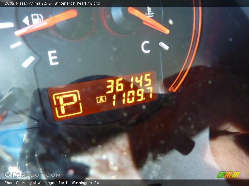 Winter Frost Pearl / Blond 2009 Nissan Altima 2.5 S