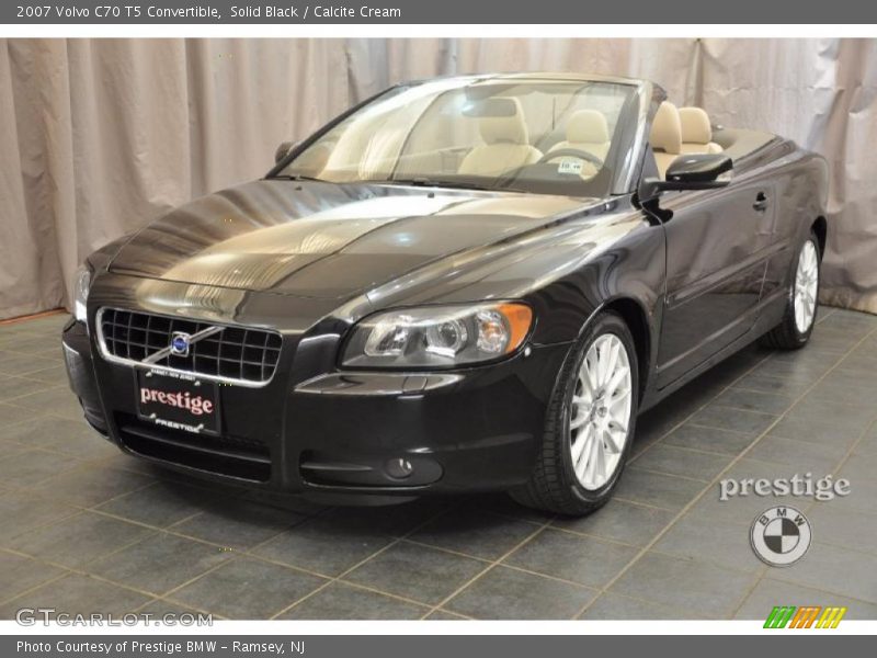 Solid Black / Calcite Cream 2007 Volvo C70 T5 Convertible