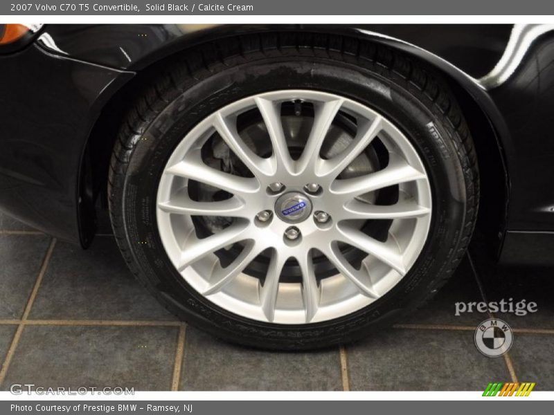 Solid Black / Calcite Cream 2007 Volvo C70 T5 Convertible