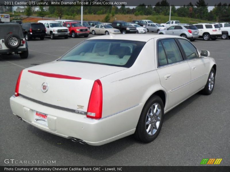 White Diamond Tricoat / Shale/Cocoa Accents 2011 Cadillac DTS Luxury