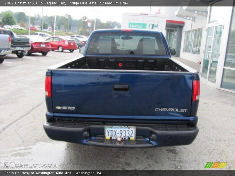 Indigo Blue Metallic / Medium Gray 2002 Chevrolet S10 LS Regular Cab