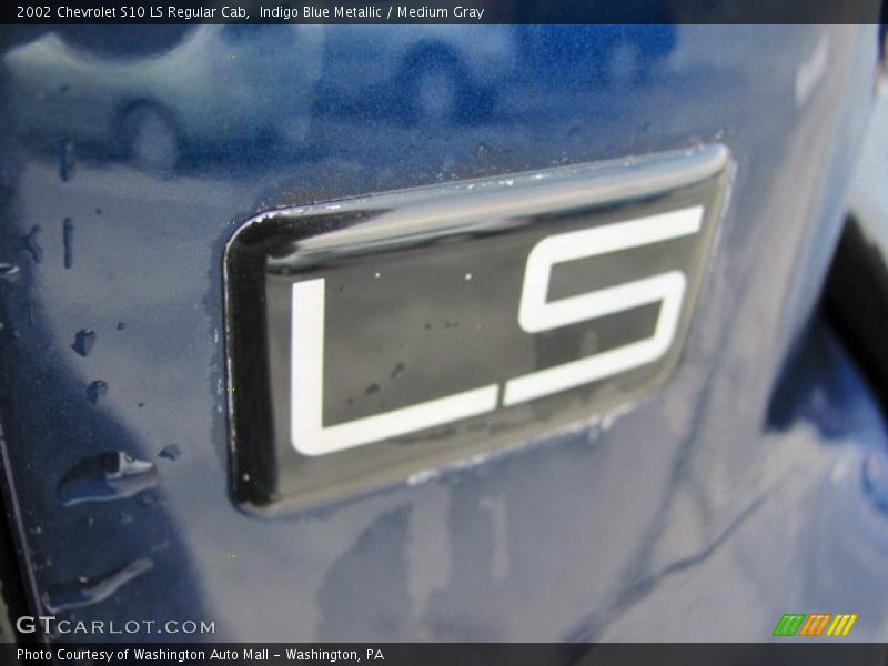 Indigo Blue Metallic / Medium Gray 2002 Chevrolet S10 LS Regular Cab