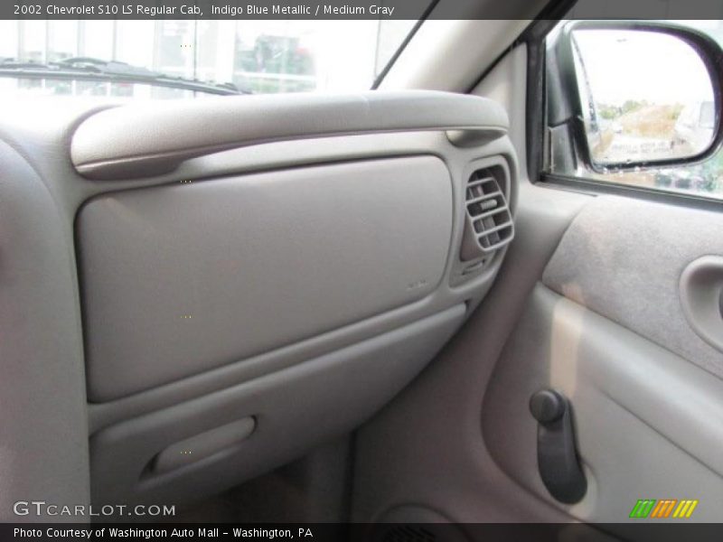 Indigo Blue Metallic / Medium Gray 2002 Chevrolet S10 LS Regular Cab