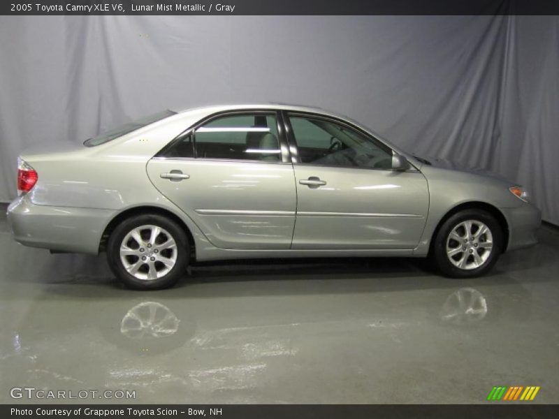 Lunar Mist Metallic / Gray 2005 Toyota Camry XLE V6