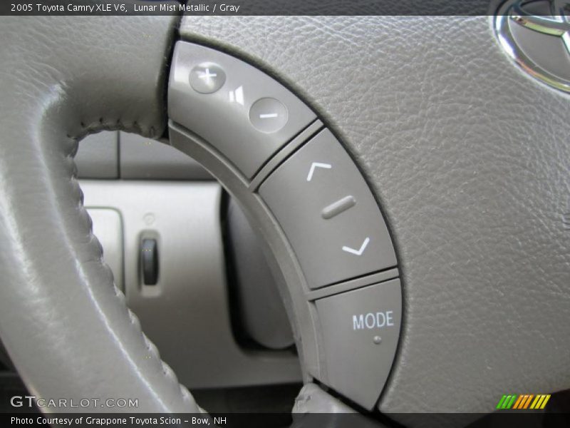 Lunar Mist Metallic / Gray 2005 Toyota Camry XLE V6