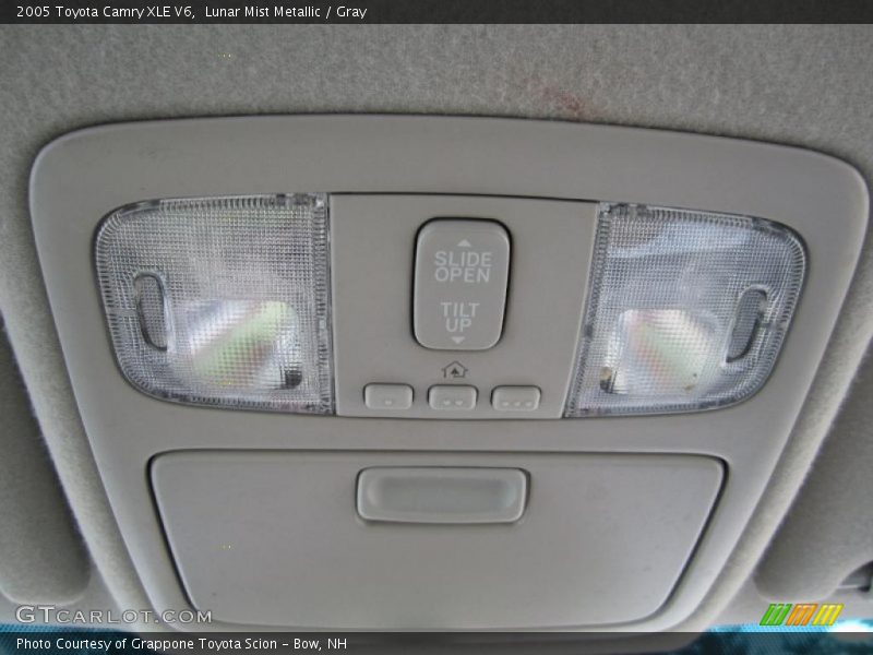 Lunar Mist Metallic / Gray 2005 Toyota Camry XLE V6