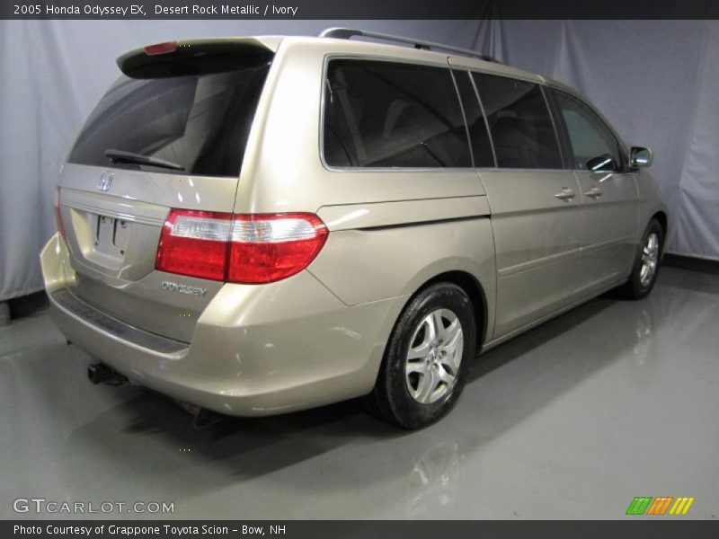 Desert Rock Metallic / Ivory 2005 Honda Odyssey EX