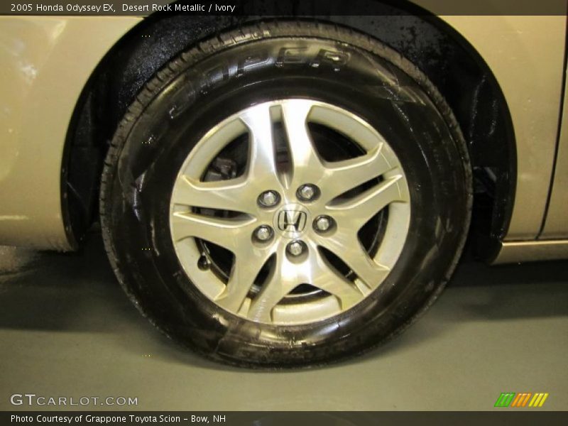 Desert Rock Metallic / Ivory 2005 Honda Odyssey EX