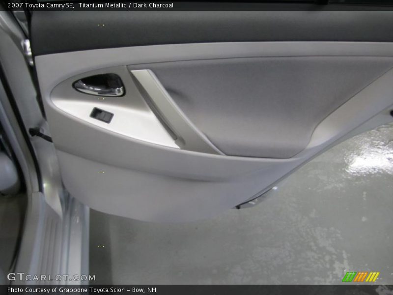 Titanium Metallic / Dark Charcoal 2007 Toyota Camry SE