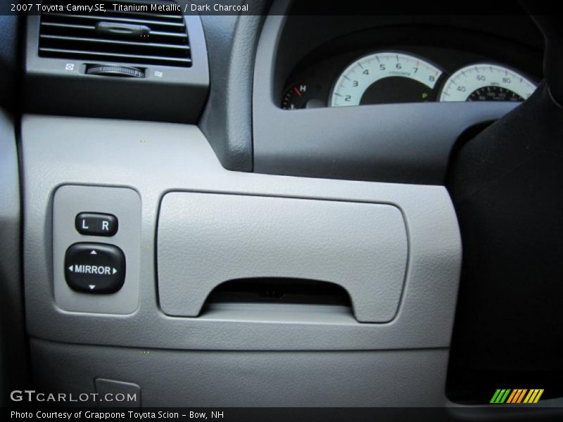 Titanium Metallic / Dark Charcoal 2007 Toyota Camry SE