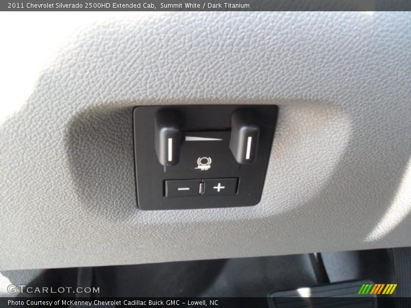 Summit White / Dark Titanium 2011 Chevrolet Silverado 2500HD Extended Cab