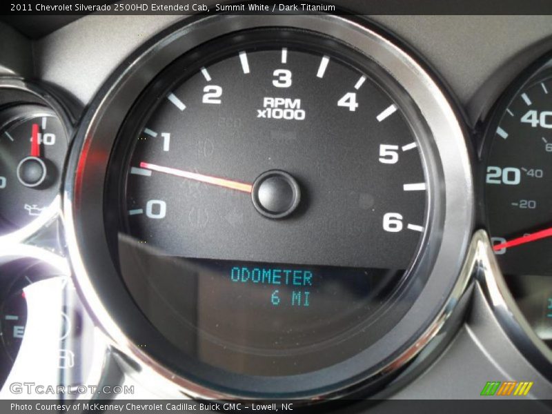 Summit White / Dark Titanium 2011 Chevrolet Silverado 2500HD Extended Cab