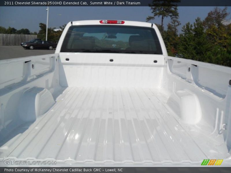 Summit White / Dark Titanium 2011 Chevrolet Silverado 2500HD Extended Cab