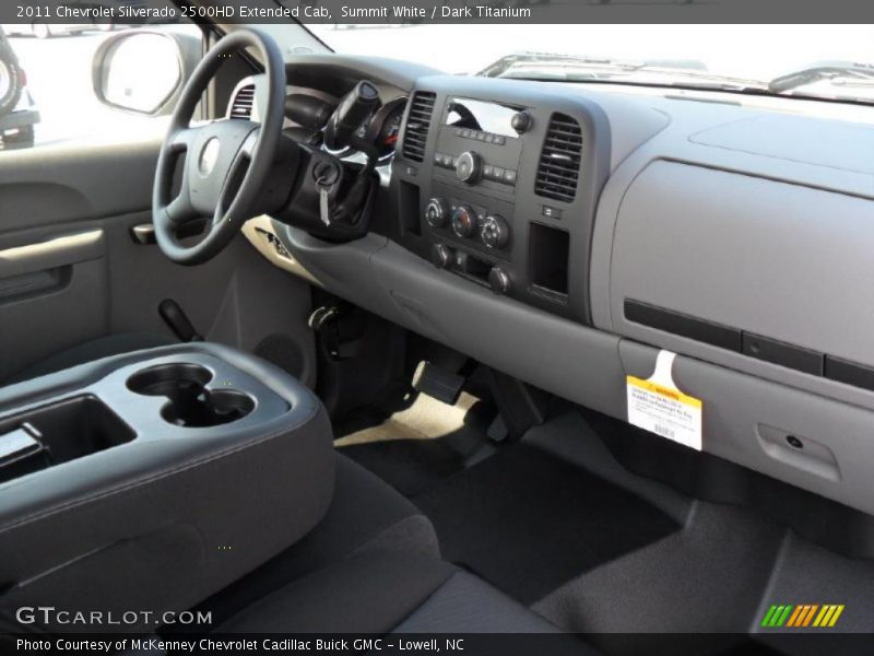 Summit White / Dark Titanium 2011 Chevrolet Silverado 2500HD Extended Cab
