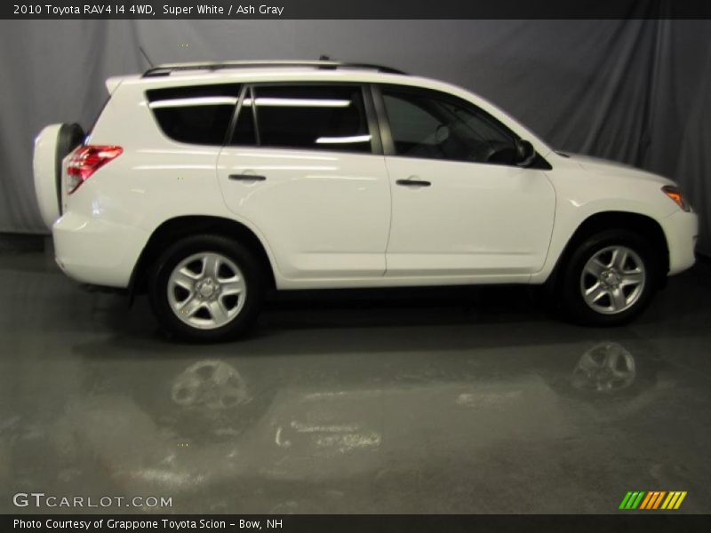 Super White / Ash Gray 2010 Toyota RAV4 I4 4WD