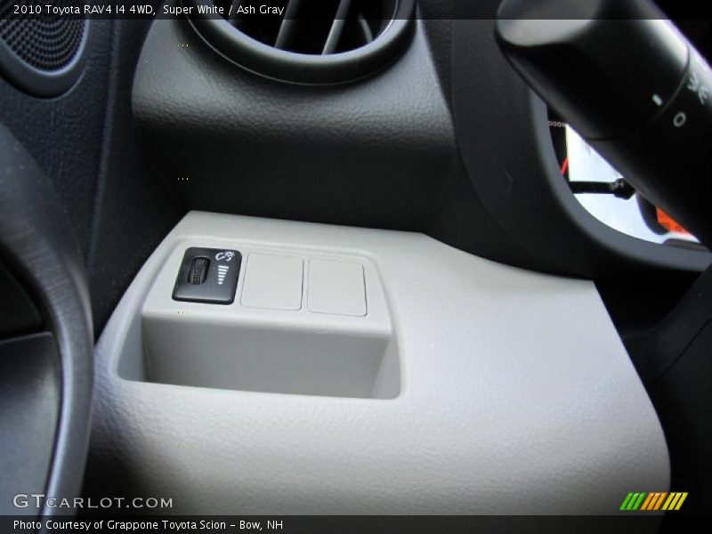 Super White / Ash Gray 2010 Toyota RAV4 I4 4WD