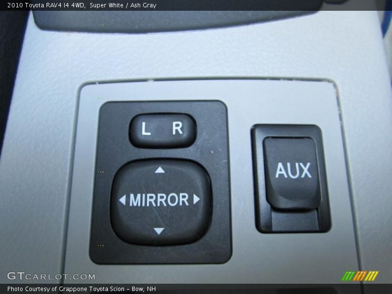 Super White / Ash Gray 2010 Toyota RAV4 I4 4WD