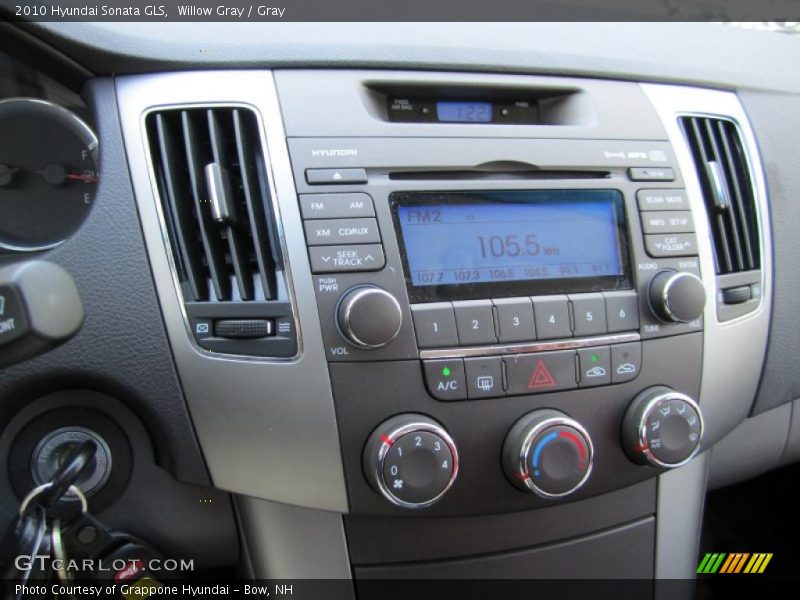 Willow Gray / Gray 2010 Hyundai Sonata GLS