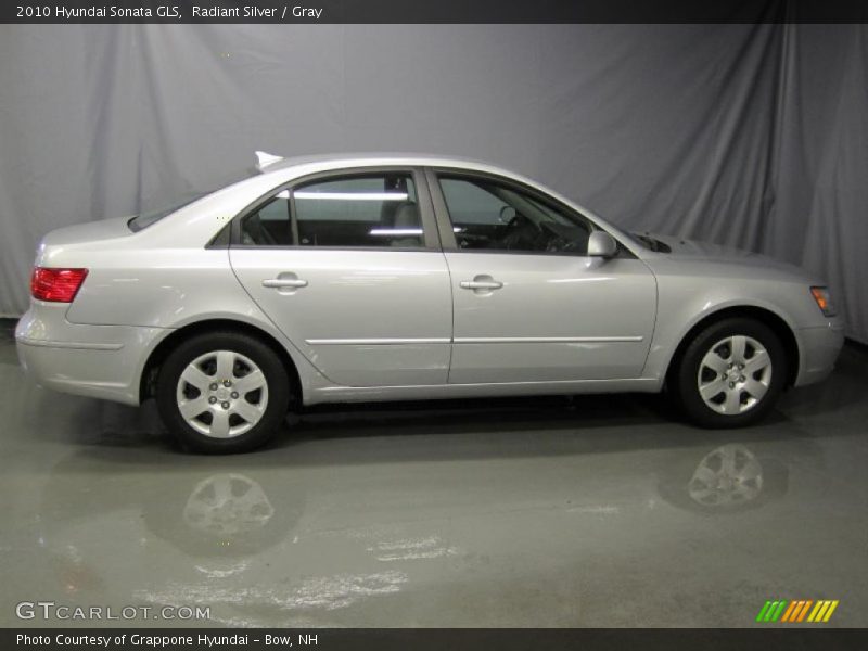 Radiant Silver / Gray 2010 Hyundai Sonata GLS