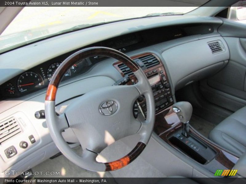 Lunar Mist Metallic / Stone 2004 Toyota Avalon XLS