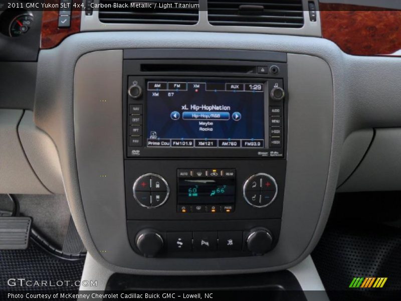 Carbon Black Metallic / Light Titanium 2011 GMC Yukon SLT 4x4