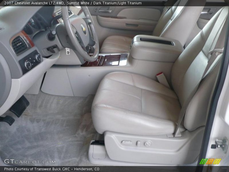 Summit White / Dark Titanium/Light Titanium 2007 Chevrolet Avalanche LTZ 4WD
