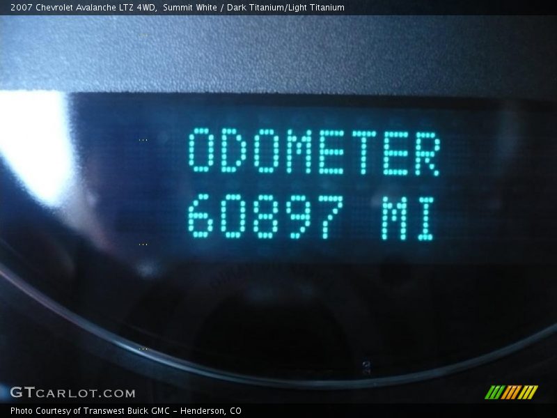 Summit White / Dark Titanium/Light Titanium 2007 Chevrolet Avalanche LTZ 4WD