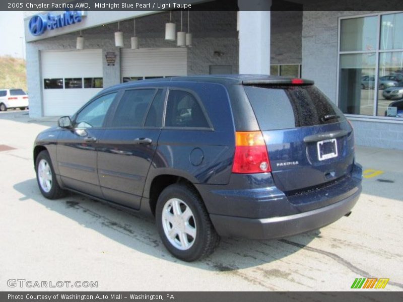 Midnight Blue Pearl / Light Taupe 2005 Chrysler Pacifica AWD