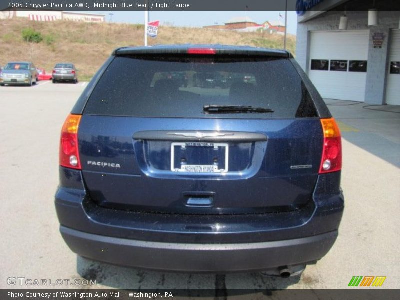 Midnight Blue Pearl / Light Taupe 2005 Chrysler Pacifica AWD