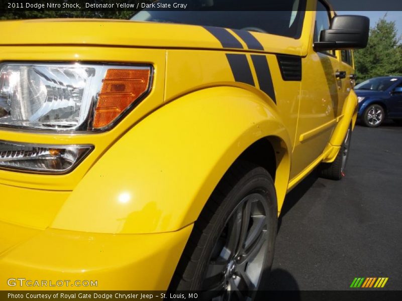 Detonator Yellow / Dark Slate Gray 2011 Dodge Nitro Shock