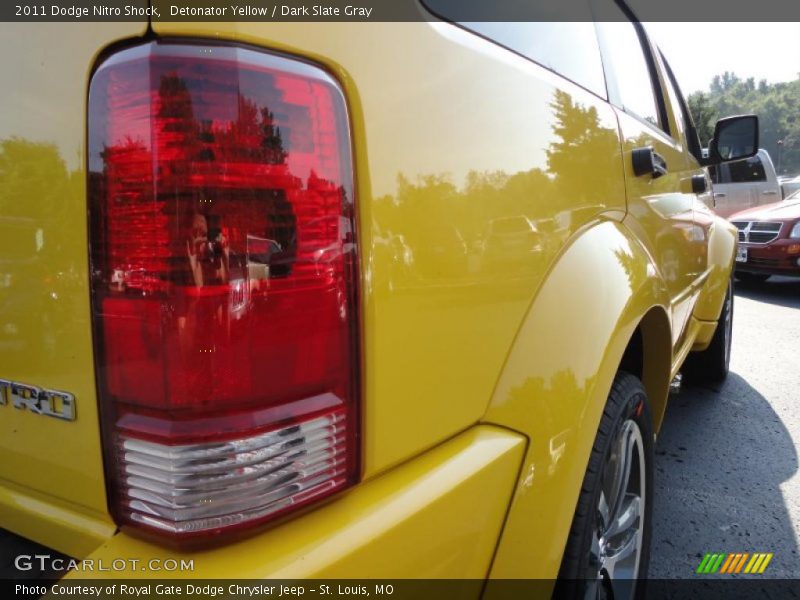 Detonator Yellow / Dark Slate Gray 2011 Dodge Nitro Shock