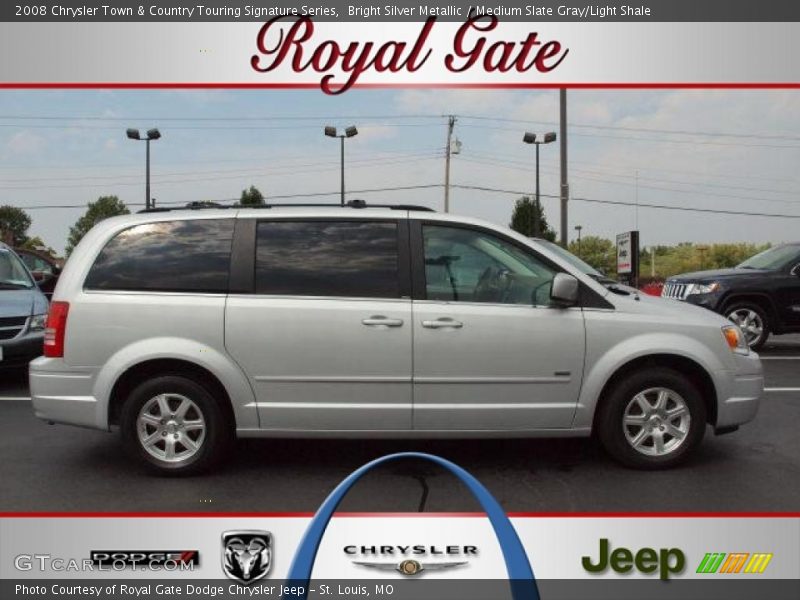 Bright Silver Metallic / Medium Slate Gray/Light Shale 2008 Chrysler Town & Country Touring Signature Series