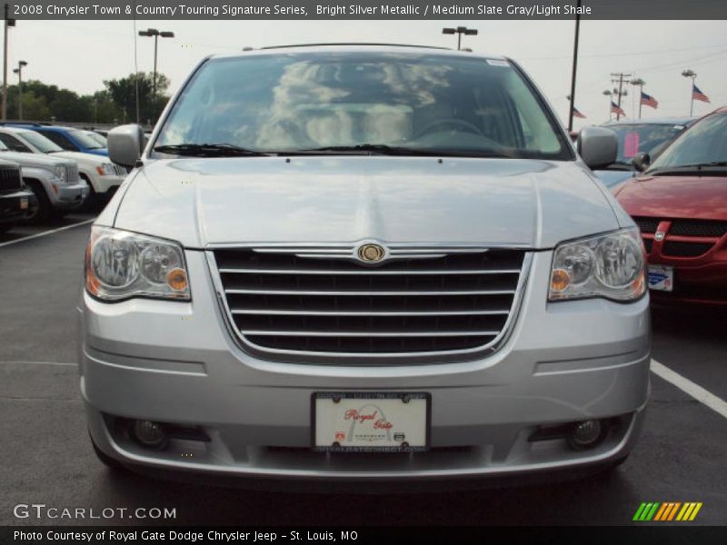 Bright Silver Metallic / Medium Slate Gray/Light Shale 2008 Chrysler Town & Country Touring Signature Series