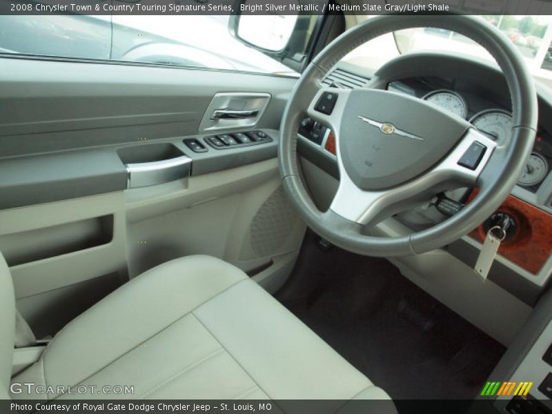 Bright Silver Metallic / Medium Slate Gray/Light Shale 2008 Chrysler Town & Country Touring Signature Series