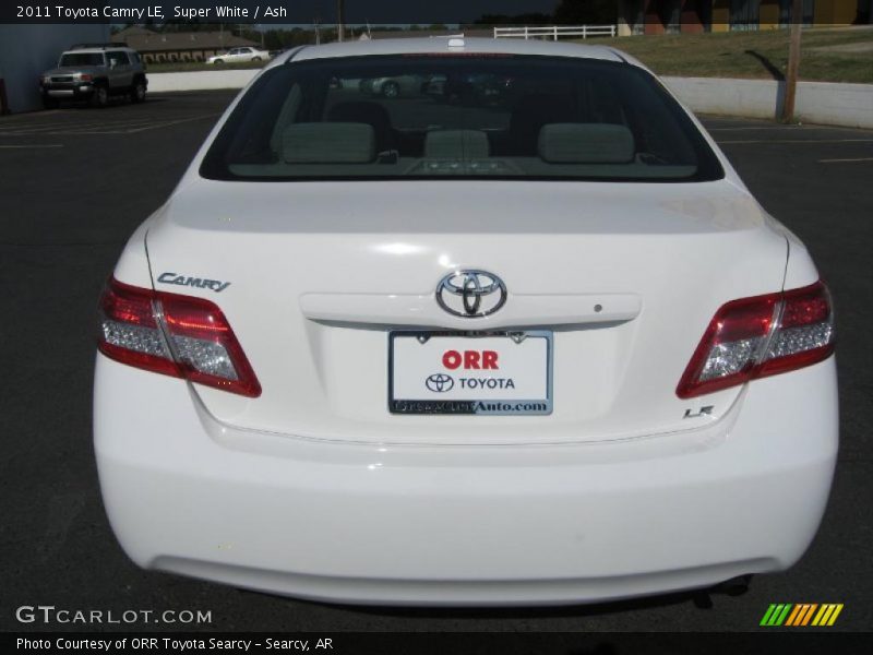 Super White / Ash 2011 Toyota Camry LE