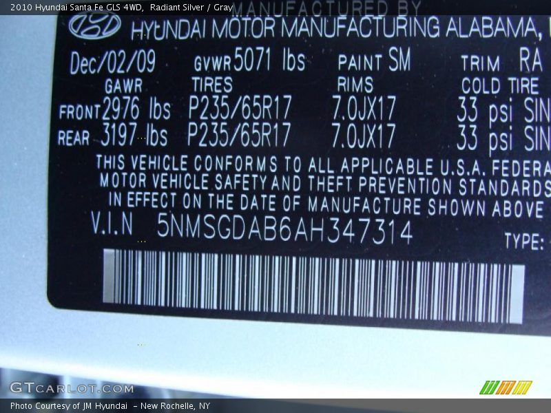 Radiant Silver / Gray 2010 Hyundai Santa Fe GLS 4WD