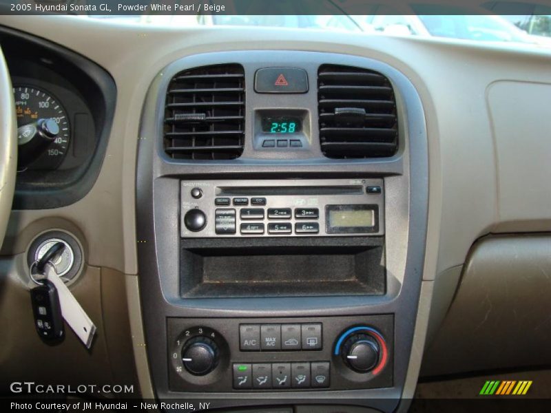 Powder White Pearl / Beige 2005 Hyundai Sonata GL