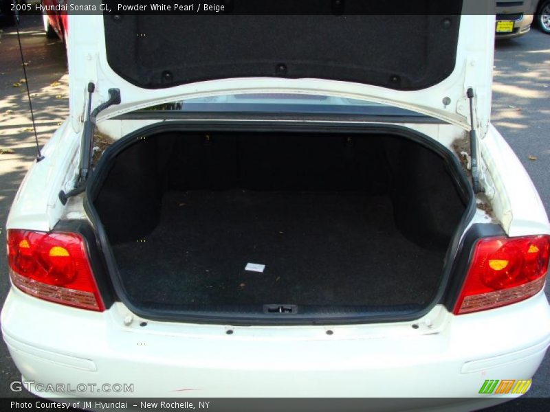 Powder White Pearl / Beige 2005 Hyundai Sonata GL