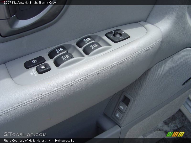 Bright Silver / Gray 2007 Kia Amanti