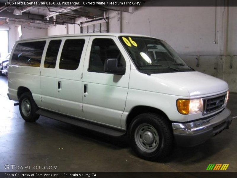 Oxford White / Medium Flint Grey 2006 Ford E Series Van E150 XL Passenger