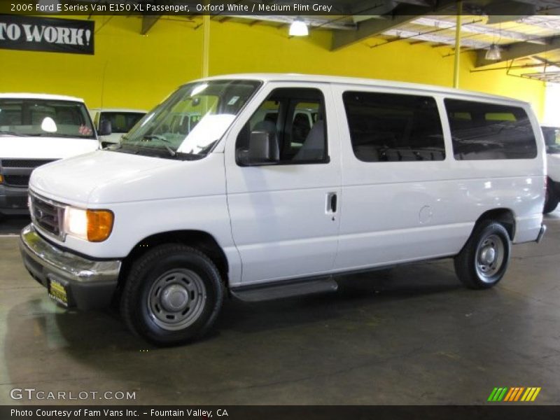 Oxford White / Medium Flint Grey 2006 Ford E Series Van E150 XL Passenger