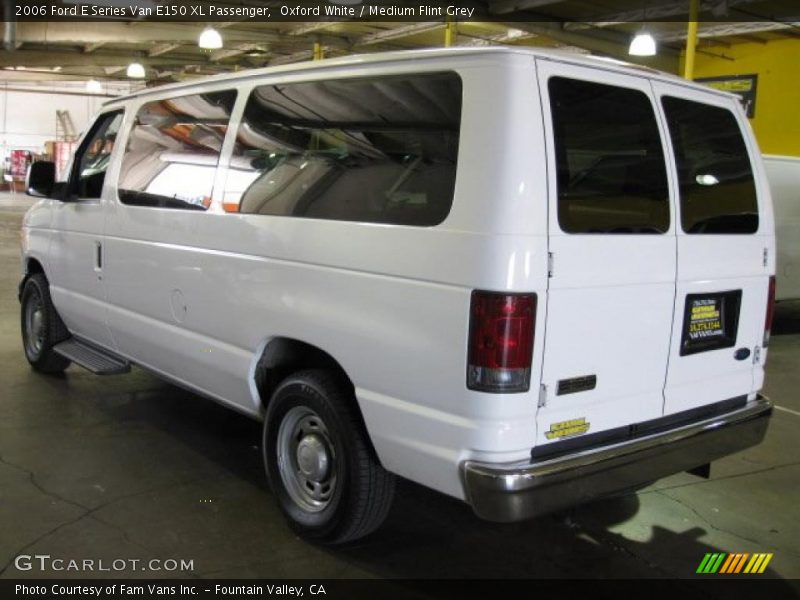 Oxford White / Medium Flint Grey 2006 Ford E Series Van E150 XL Passenger