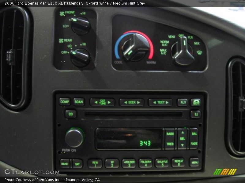Oxford White / Medium Flint Grey 2006 Ford E Series Van E150 XL Passenger