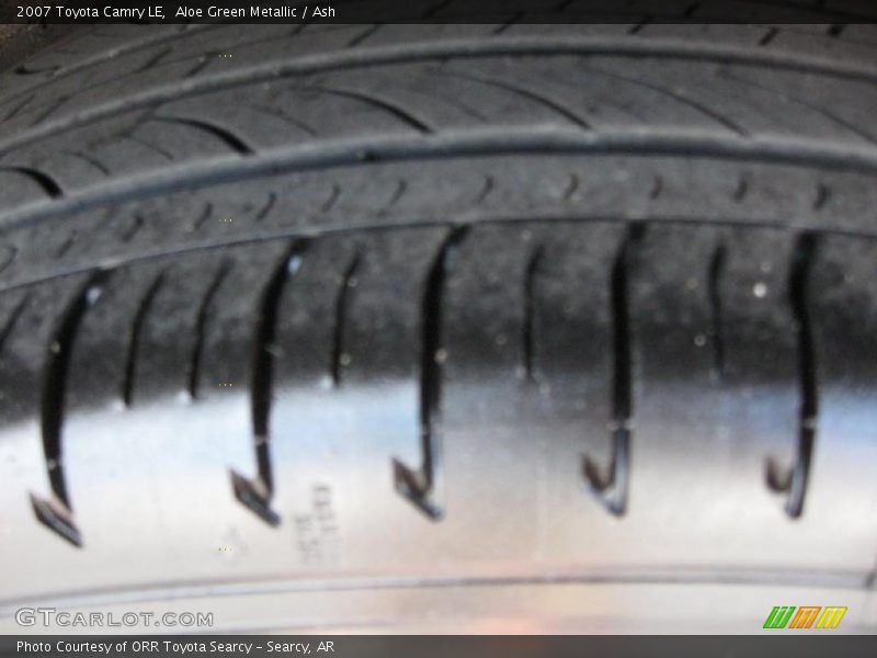 Aloe Green Metallic / Ash 2007 Toyota Camry LE