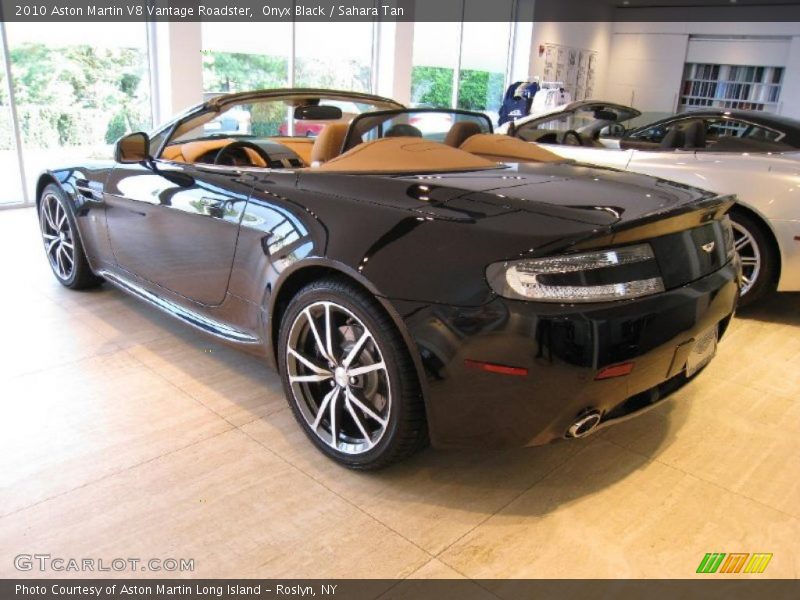 Onyx Black / Sahara Tan 2010 Aston Martin V8 Vantage Roadster