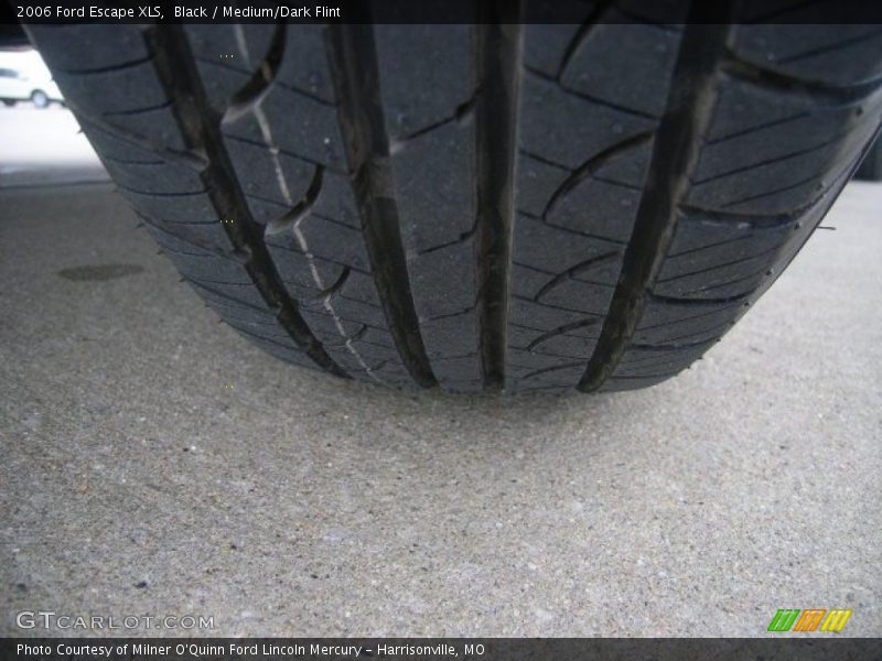 Black / Medium/Dark Flint 2006 Ford Escape XLS