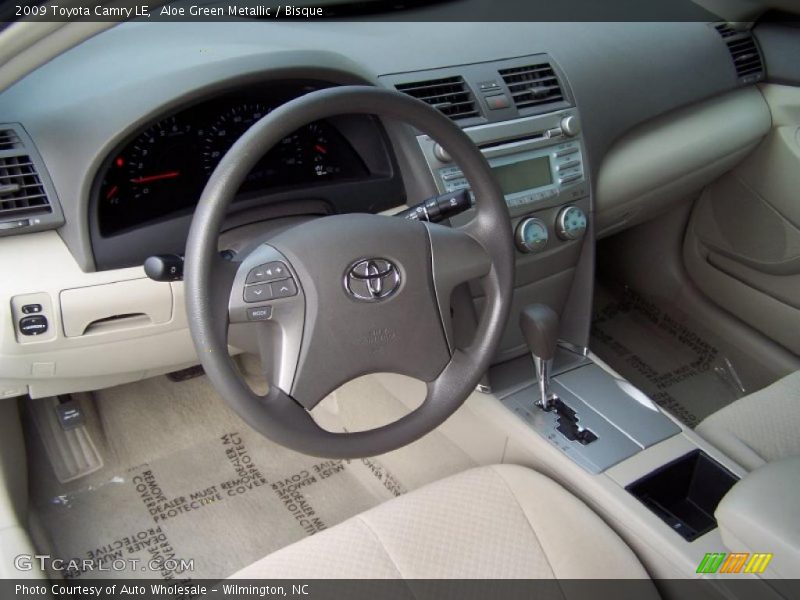 Aloe Green Metallic / Bisque 2009 Toyota Camry LE