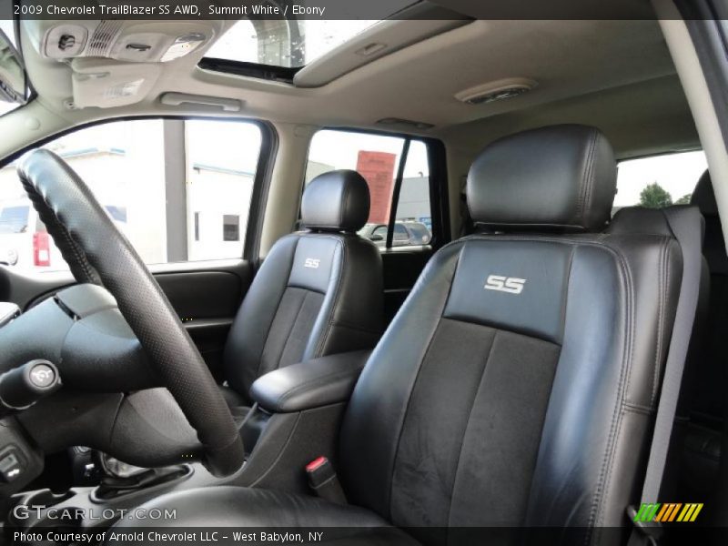 Summit White / Ebony 2009 Chevrolet TrailBlazer SS AWD
