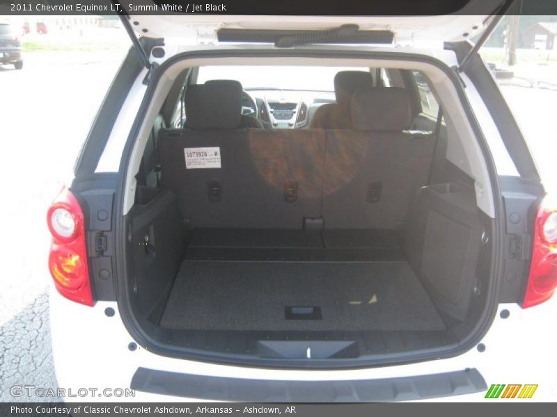 Summit White / Jet Black 2011 Chevrolet Equinox LT