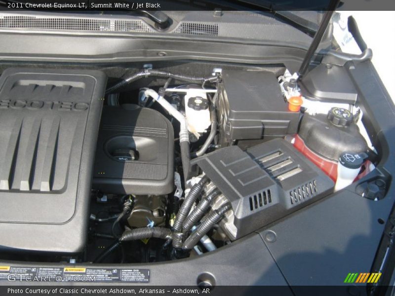Summit White / Jet Black 2011 Chevrolet Equinox LT